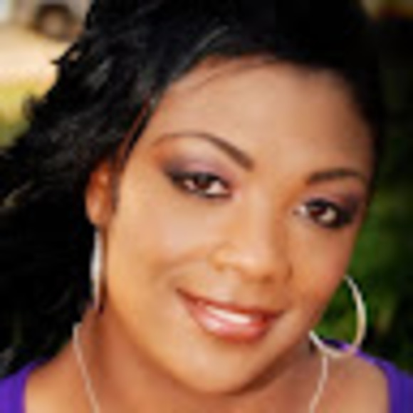 Meet your Posher, Sheri - Picture 1 of 1